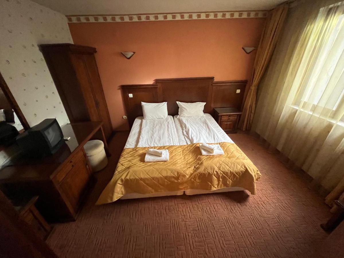Hotel Bolyari فيليكو ترنوفو المظهر الخارجي الصورة